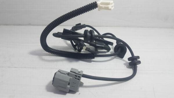yaris abs sensörü sol arka 12-15
