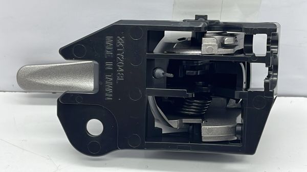 Kapi Kolu Corolla iç Sol 07-