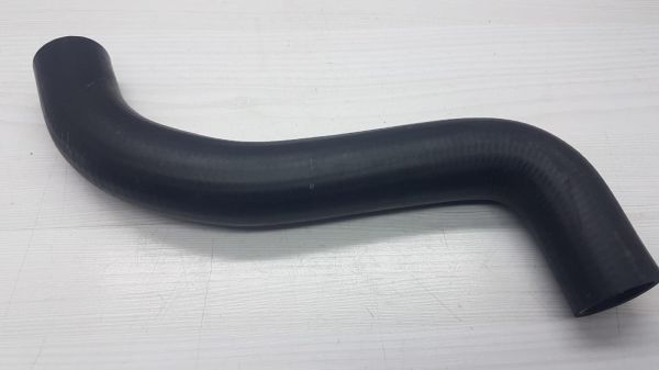 Radyatör Hortumu Yaris 99-05 Alt