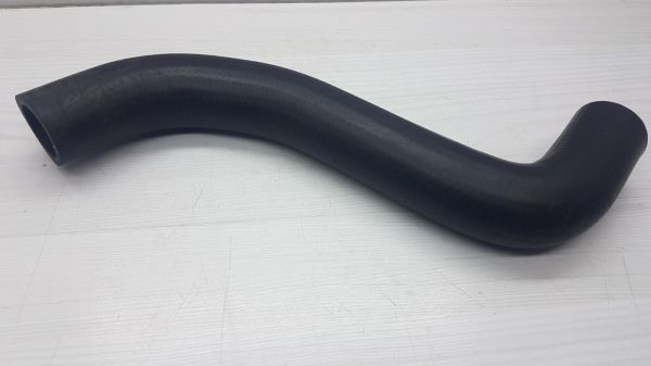 Radyatör Hortumu Yaris 99-05 Alt