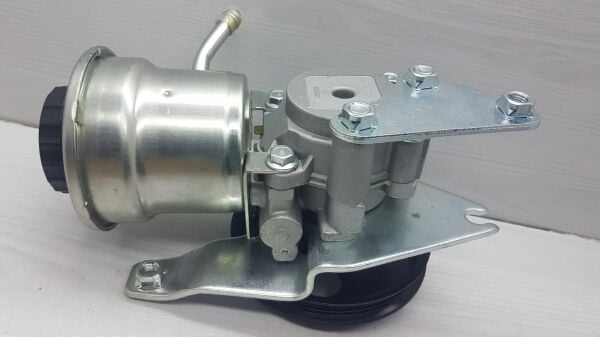 Direksiyon Pompası Corolla Ae101 92-97 Bidonlu Kasnaklı