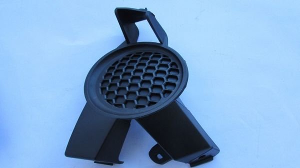 QASHQAI 2007-2010 SİS LAMBA KAPAĞI SAĞ (SİS DELİKSİZ)