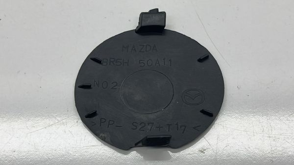 Çeki Demir kapağı Ön Mazda 3