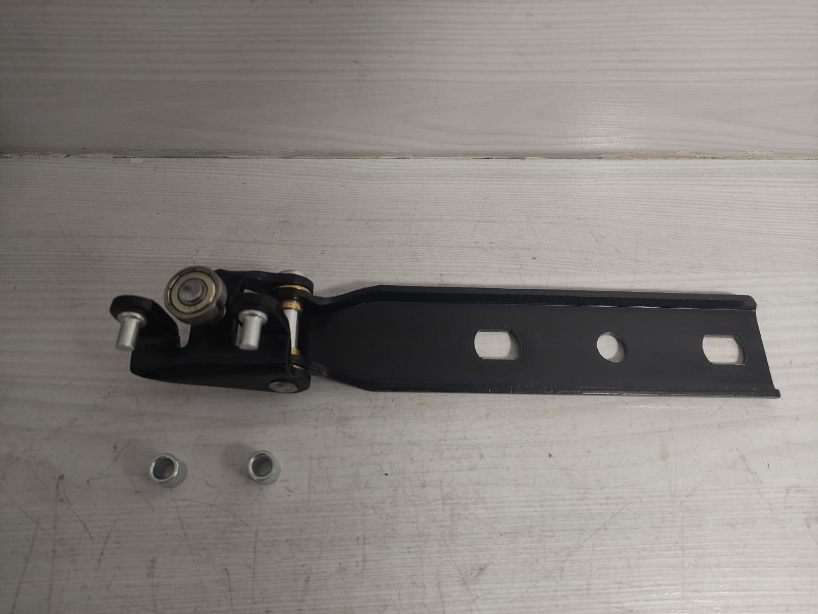 Kapi Makara Kolu Besta/E2200 Sağ Orta