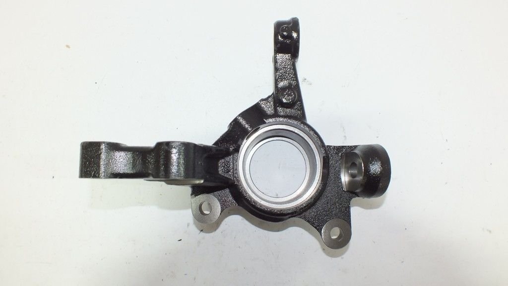 COROLLA 2003-2006 AKS TAŞIYICI ÖN SAĞ ABS Lİ