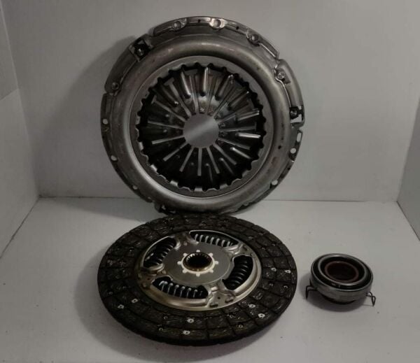 DEBRIYAJ SETI HILUX 06-10 4X4 / 10- 4X2