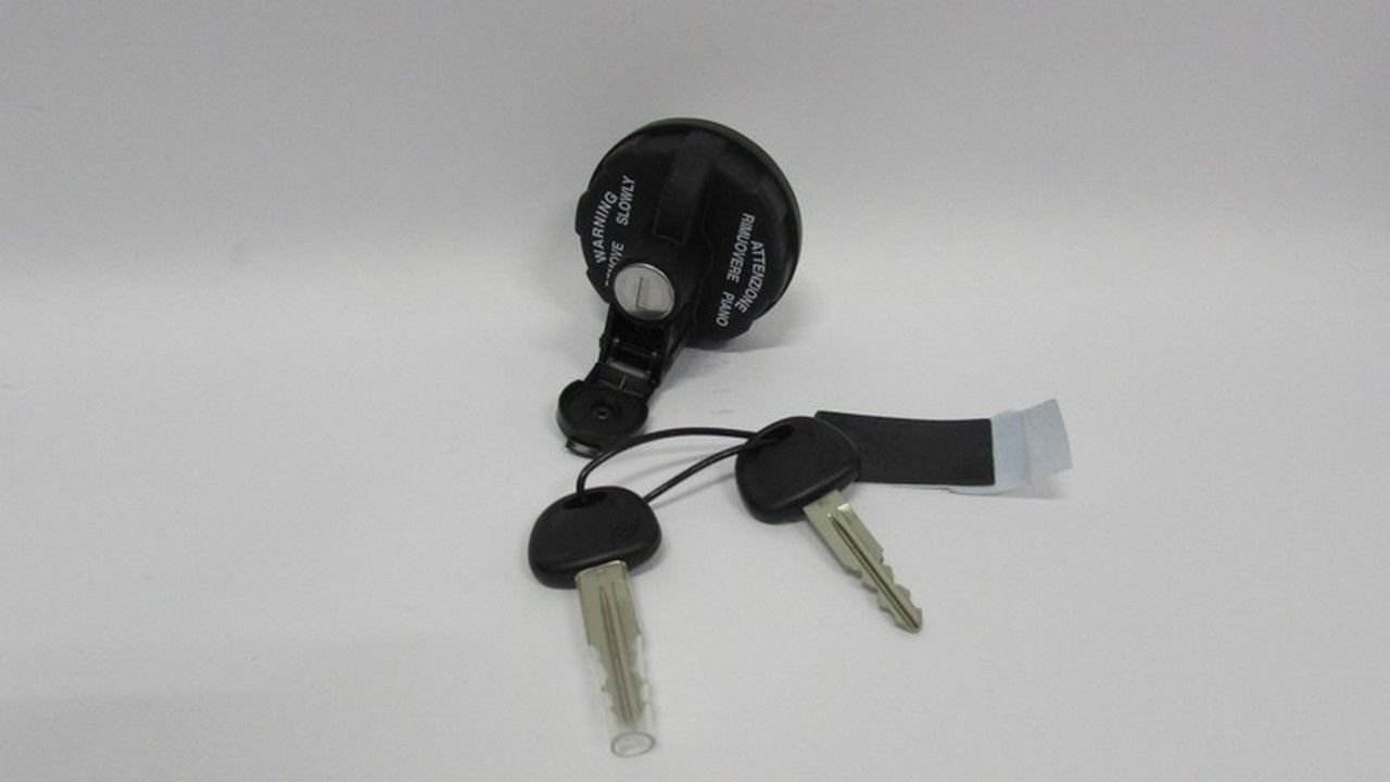 BONGO III  2005- MAZOT DEPO KAPAĞI