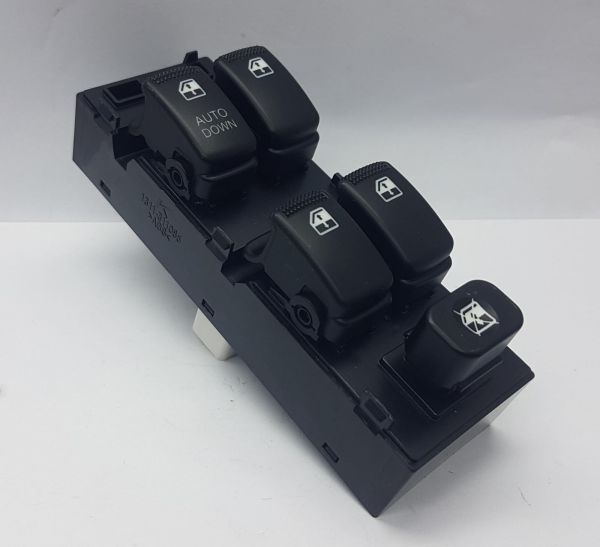 CAM DÜGME GETZ SOL 03-11