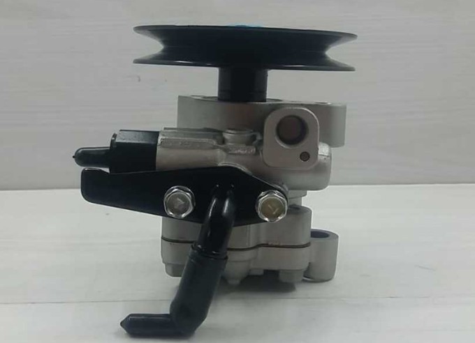 Direksiyon Pompası H100