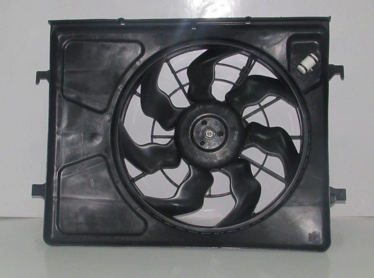 i30 07- BENZİNLİ RADYATÖR FANI KOMPLE