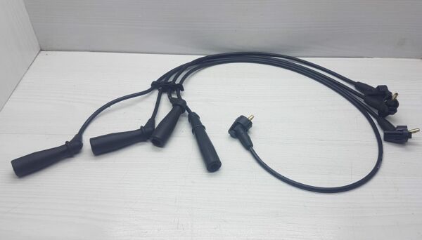 BUJI KABLO COROLLA 1,3 2E KRBLÜ