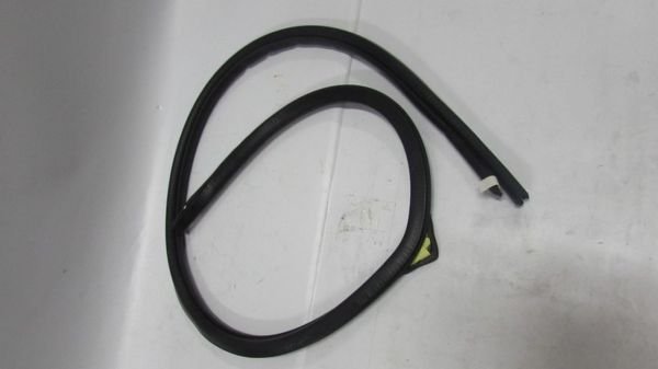 ACCENT 2000- KAPI KASA LASTİĞİ ARKA SAĞ