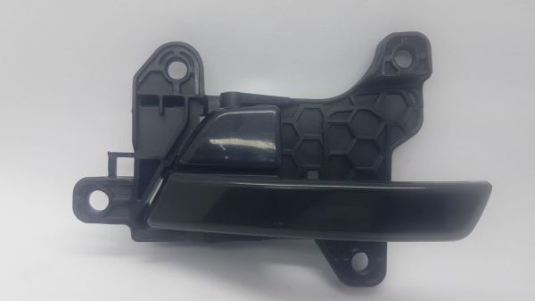 Kapi Kolu Elantra Ön iç Sağ 16-