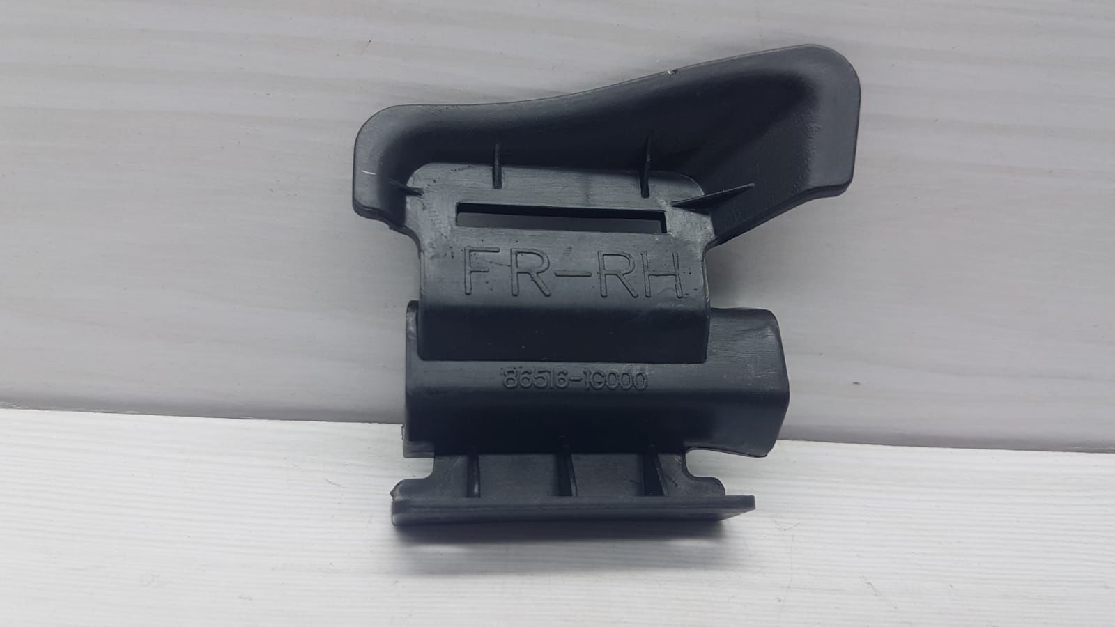 Tampon Braketi Ön Rio 2005- Sağ