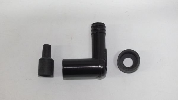 GENEL FENOLLÜ REÇİNE DÖKÜM SİYAH BUJİ BAŞLIĞI 5 OHM/ 10-12 MM 8997 90°