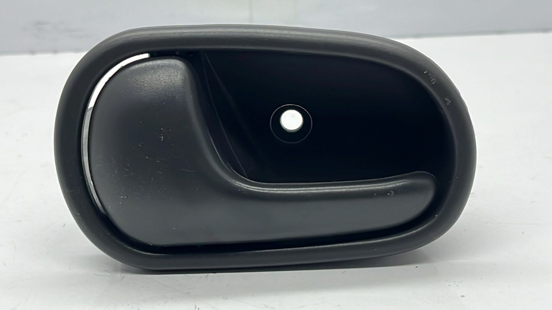 Kapi Kolu 323 iç Sol 95-98 Ortadan Delik