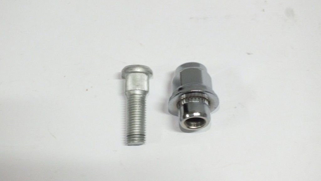 COROLLA 02- / AVENSİS 02 - / AURİS / HILUX WİGO BİJON SOMUN + SAPLAMA KOMPLE OYNAR YÜZÜKLÜ TİP KIS