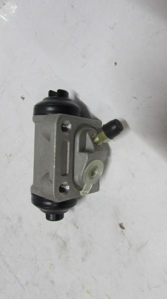 SWIFT 2005- 4X4 FREN SİLİNDİRİ ARKA SAĞ