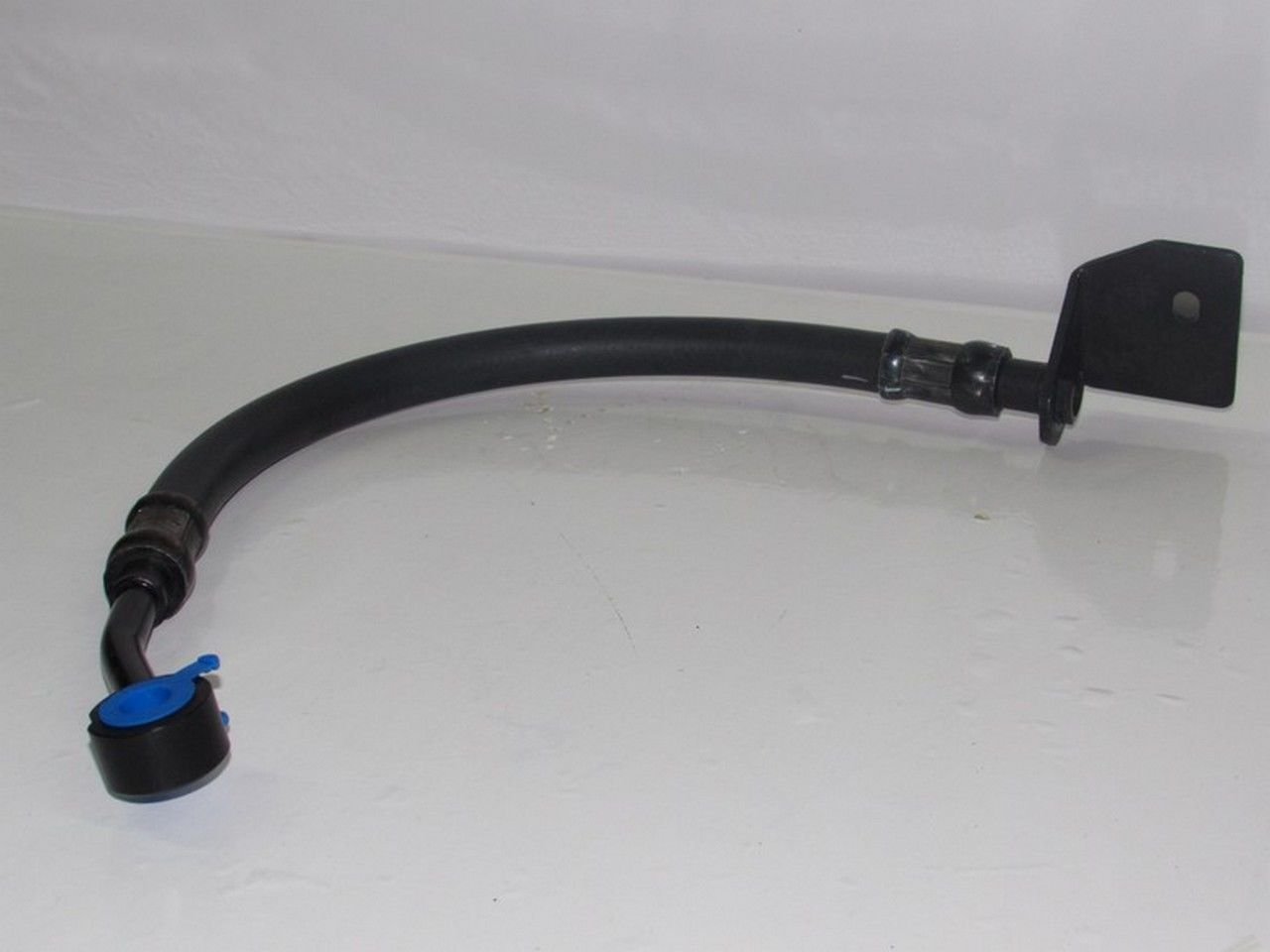 HD75 2004- YAĞ BASINÇ HORTUMU