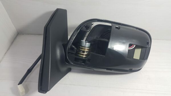 corolla ayna elektrikli 3 fişli kare soket sol 02-06