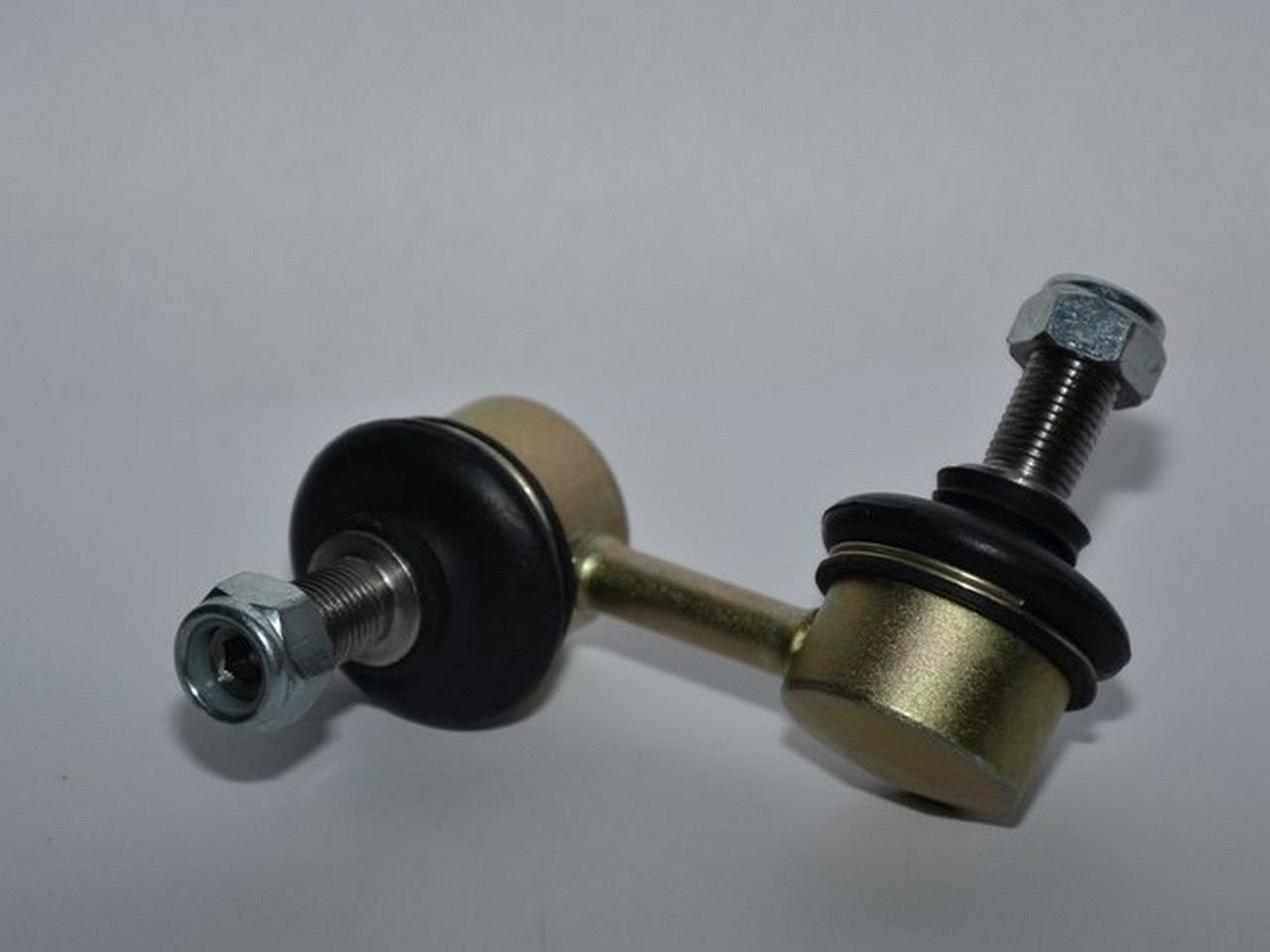 L 200 CR 06- 4X4 / 4X2 Z ROT ÖN SAĞ