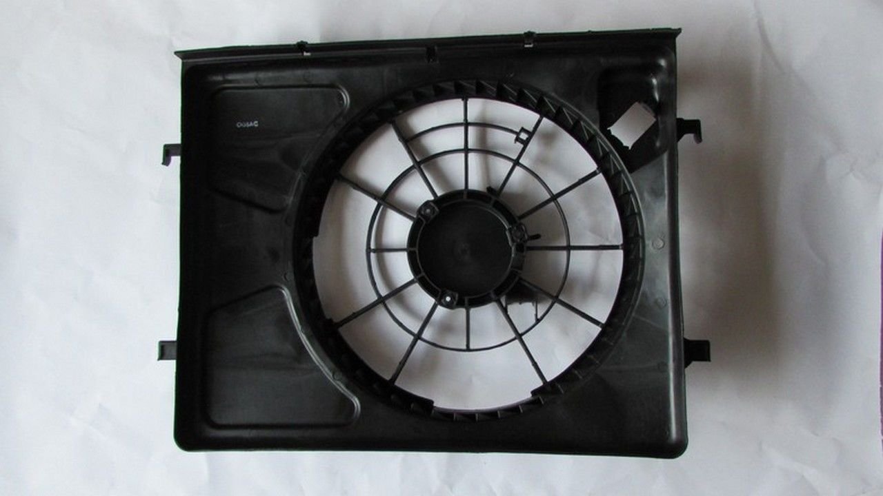 İ30 BENZİNLİ RADYATÖR FAN DAVLUMBAZI
