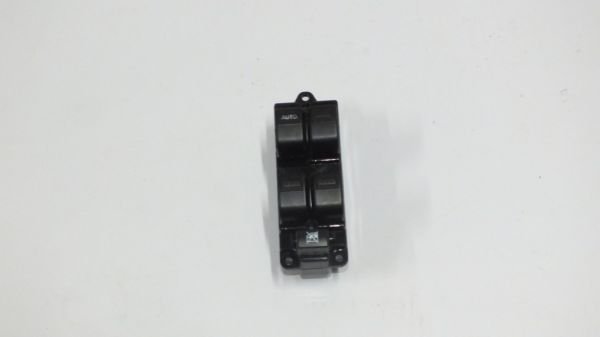 MAZDA 6 2003-2006 / B2500 2002-2006 CAM DÜĞMESİ ÖN SOL
