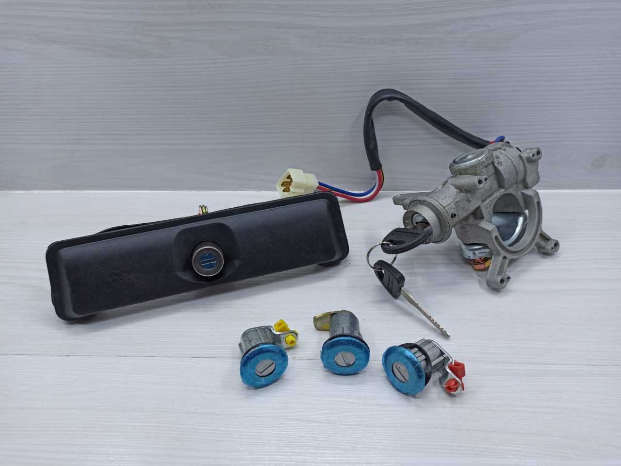 Kilit Set Carry 90-97 Ful Set