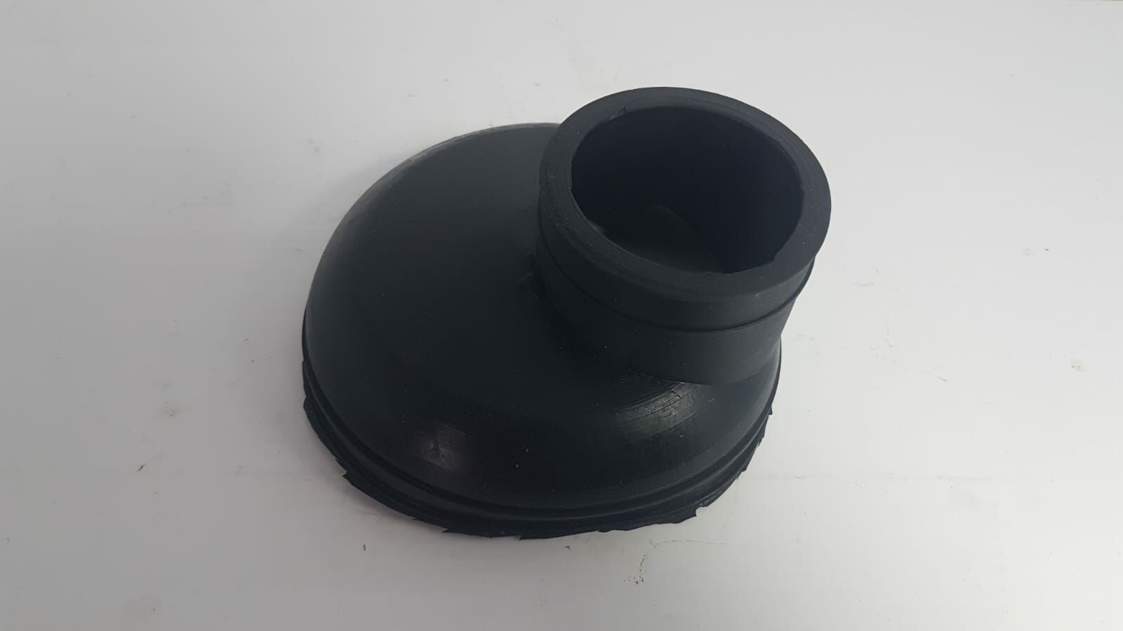 carry hava filtre kapağı alt lastik