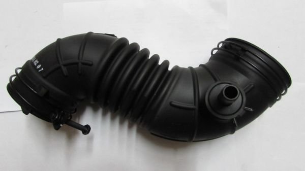 ACCENT BLUE 11- HAVA GİRİŞ HORTUMU