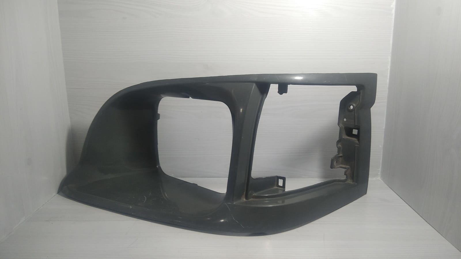 Far Çerçevesi Hiace Sol