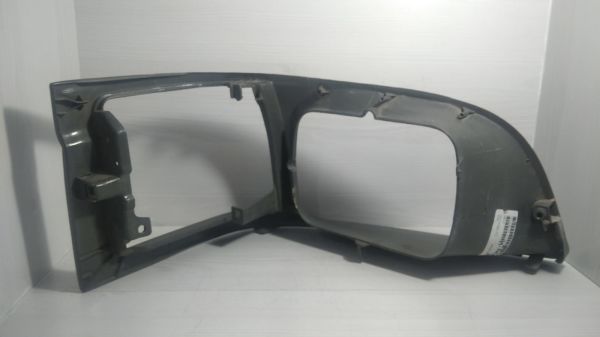 Far Çerçevesi Hiace Sol