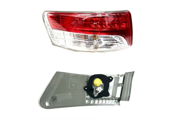 STOP AVENSİS 08-12 DIŞ LH