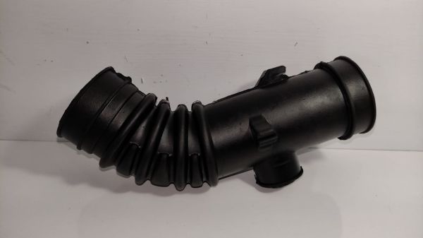 Hava Filtre Hortumu Corolla Ae101 1,6  Dar Delik
