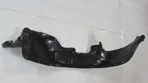 323 S/D FAMİLİA 1995-1998 ÇAMURLUK DAVLUNBAZI ÖN SAĞ