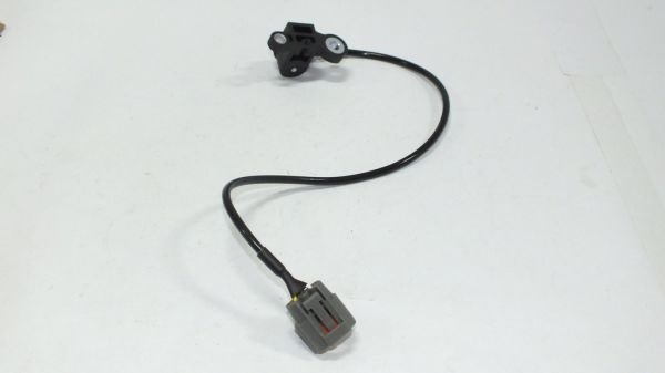 626 98-01 / 323 1.8 98- GRANK POZİSYON SENSÖRÜ