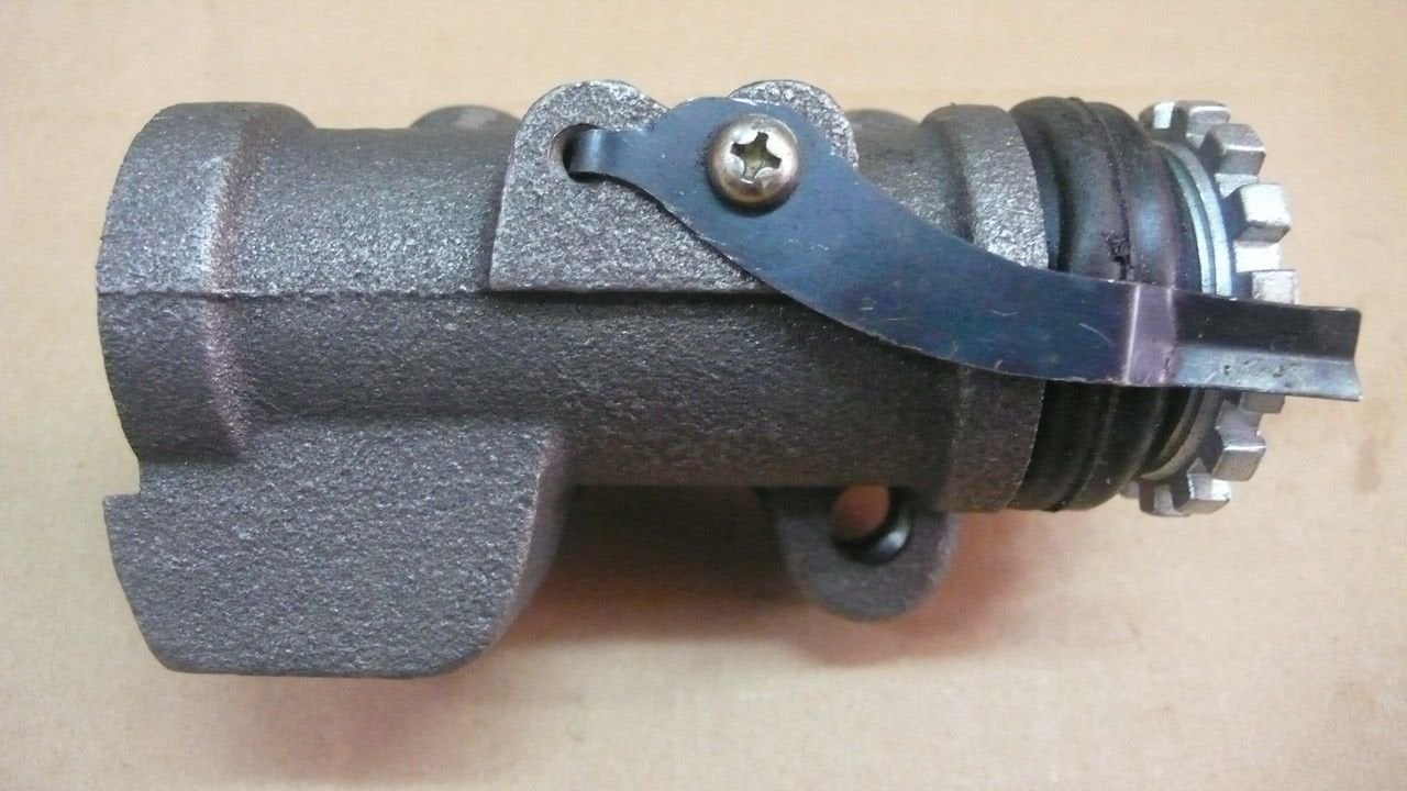 CANTER 449 ARKA FREN MERKEZİ ÖN KOMPLE - SAĞ