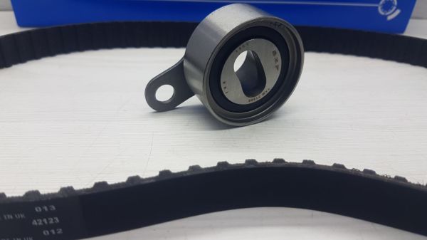 TRIGER SETI COROLLA 1,6 KRB. (94 DIS)