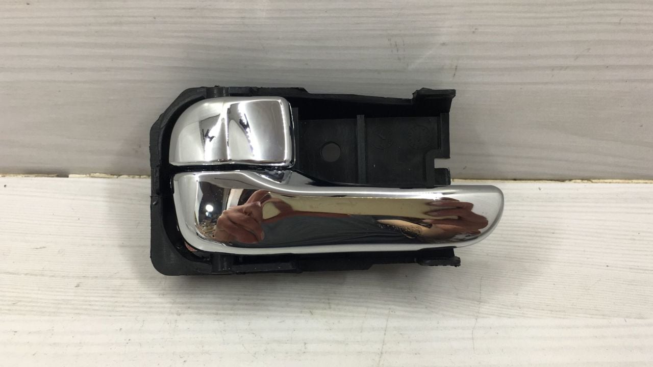 Kapi Kolu Almera Ön Arka iç Sol 00-06