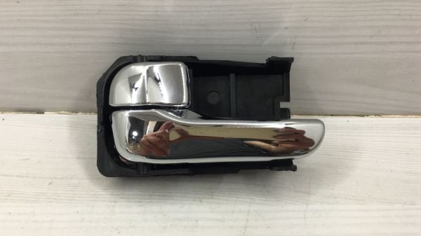 Kapi Kolu Almera Ön Arka iç Sol 00-06