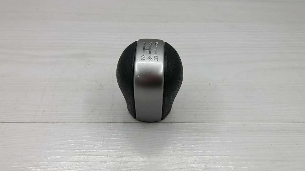 Vites Topuzu Primera 02-06/Almera 01-08