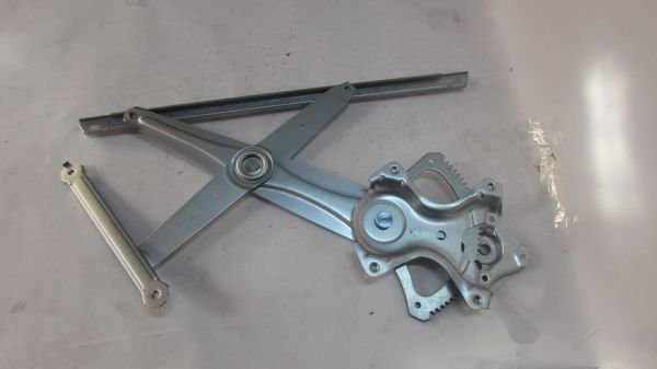 HILUX 2016-2019 CAM KRİKOSU ÖN SOL  ELEKTRİKLİ