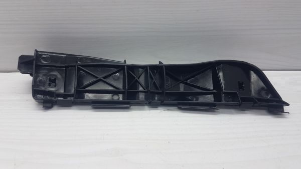 Tampon Braketi Ön Avensis 2003-2006 Sağ