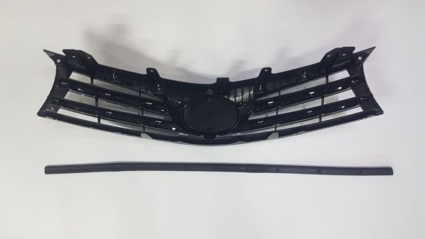 Panjur Corolla 2013-2016 Krom