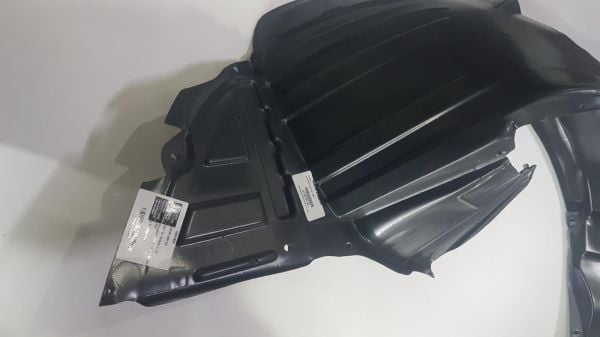 Davlumbaz Colt 2004- Sağ