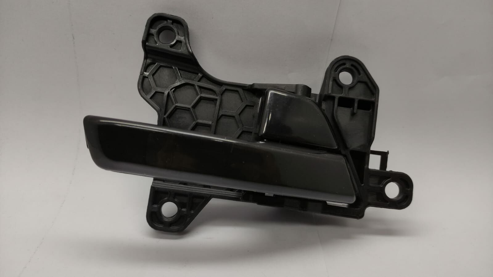 Kapi Kolu Elantra Ön iç Sol 16-