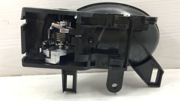 Kapi Kolu Juke /Micra iç Sağ 12- Krom