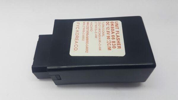 Flasör bongo 97/04 DÖRTLÜ SİNYAL FLAŞÖRÜ RÖLESİ