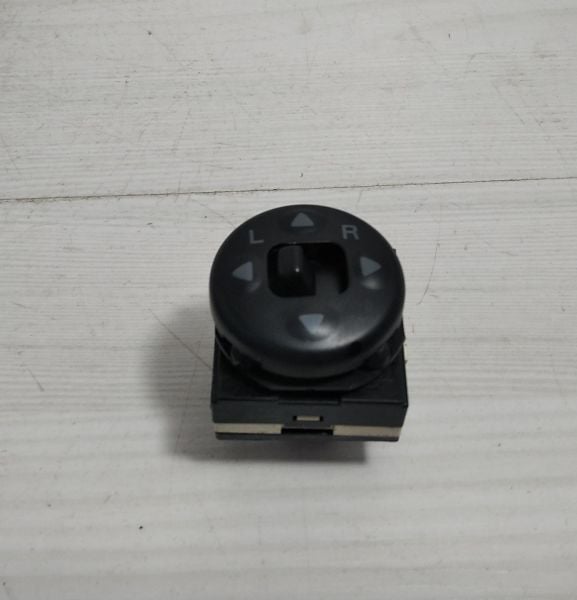 Ayna Ayar dügme Accent 00-06