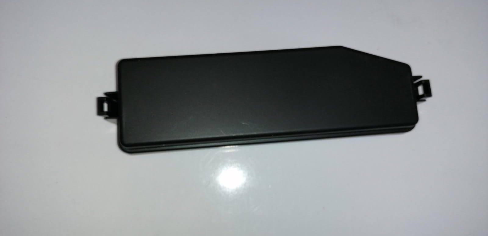 KUTU SİGORTA QASHQAİ 14-19 (ÜST)